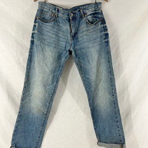 Women's vintage wash jeans
